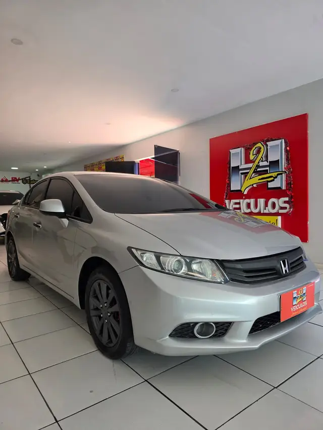 Carro Honda Civic 2015 LXS 1.8 i-VTEC (Aut) (Flex)
