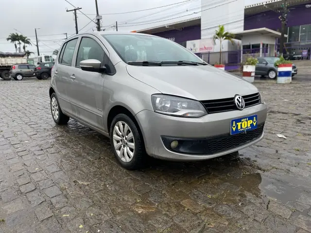 Carro Volkswagen Fox 2012 1.0 8V (Flex) 2p