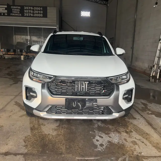 Carro Fiat Strada 2025 Ranch 1.0 Flex Turbo CD Aut.