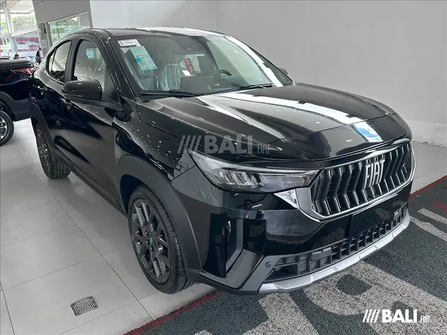 Carro Fiat Fastback 2026 Turbo 200