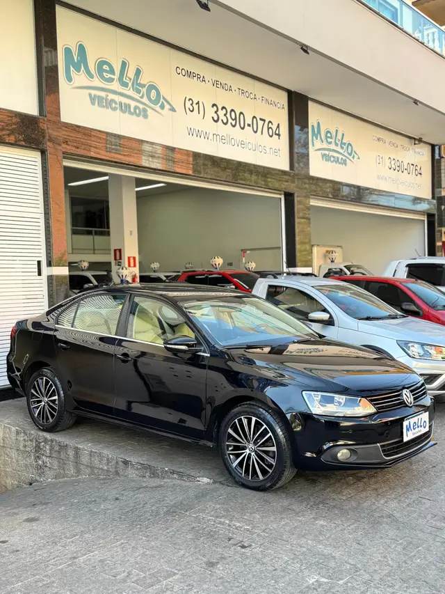 Carro Volkswagen Jetta 2014 2.0 TSI Highline DSG