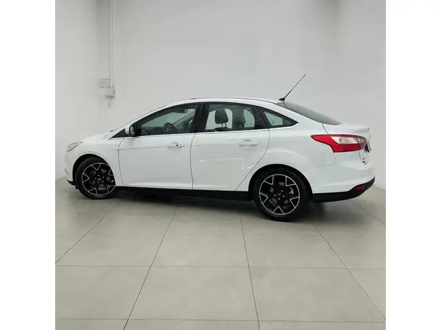 Carro Ford Focus Sedan 2015 Titanium 2.0 16V PowerShift