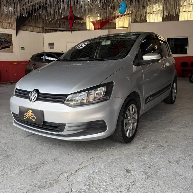 Carro Volkswagen Fox 2015 Trendline 1.6 MSI (Flex)