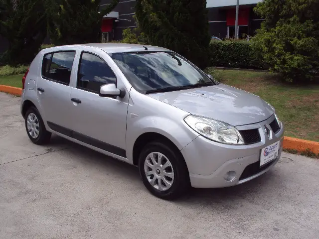 Carro Renault Sandero 2011 Expression 1.0 16V (flex)