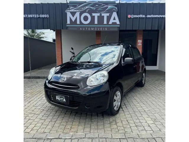 Carro Nissan March 2013 1.0 16V (Flex)