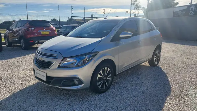 Carro Chevrolet Onix 2013 1.4 LTZ SPE/4