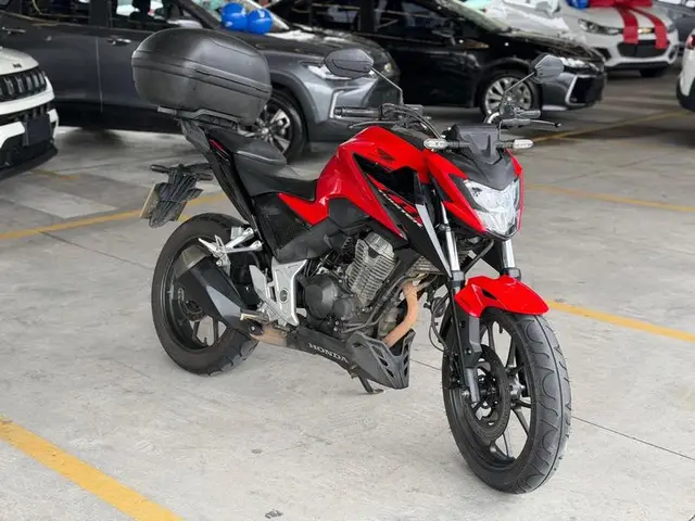 Moto Honda CB 300F Twister 2023 (ABS)