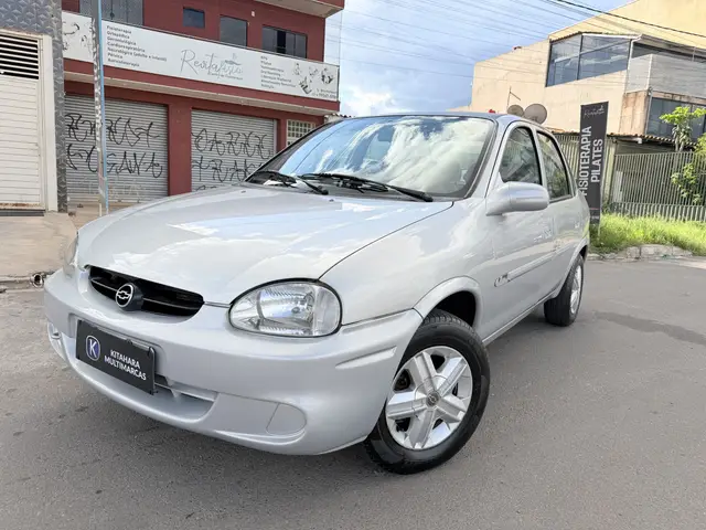 Carro Chevrolet Classic 2003 Corsa Sedan  1.6