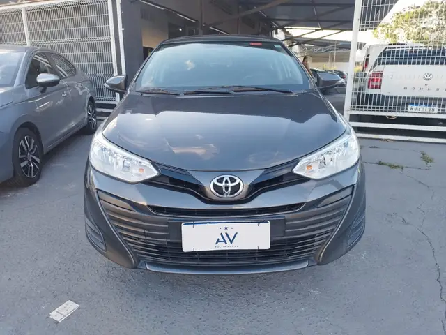 Carro Toyota Yaris 2021 1.5 XL Plus Connect CVT (Flex)
