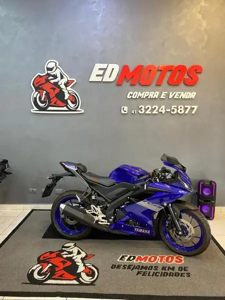 Moto Yamaha YZF R15 2024 ABS