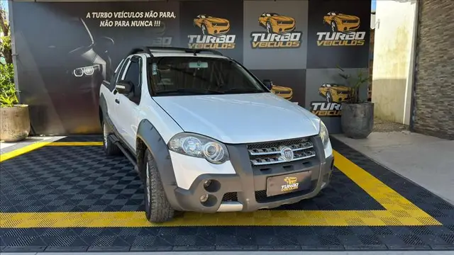 Carro Fiat Strada 2012 Adventure 1.8 16V (Flex) (Cabine Estendida)