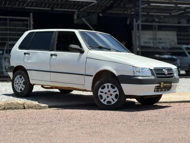 Carro Fiat Uno Mille 2010 Fire Economy 1.0 (Flex) 4p