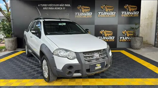 Carro Fiat Strada 2012 Adventure 1.8 16V (Flex) (Cabine Dupla)