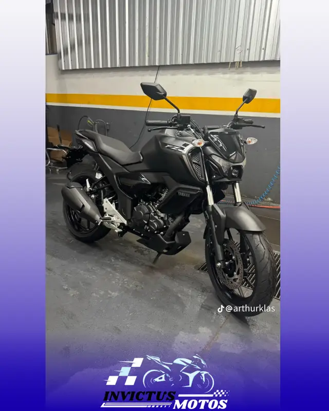 Moto Yamaha Fazer FZ15 2026 Connected