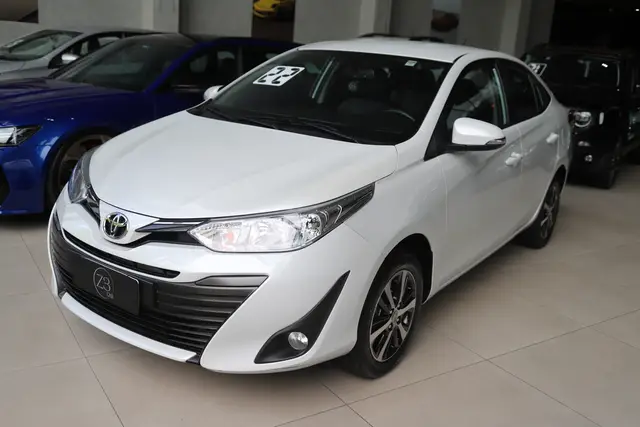 Carro Toyota Yaris 2022 1.5 XS Connect CVT (Flex)