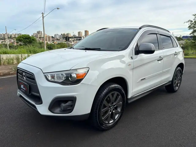 Carro Mitsubishi ASX 2016 2.0 16V 4x2 Flex Aut.