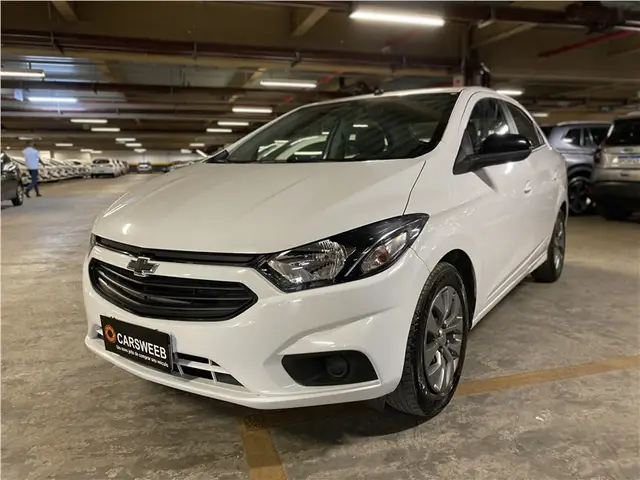 Carro Chevrolet Joy Plus 2021 Plus 1.0 8V Black Edition (Flex)