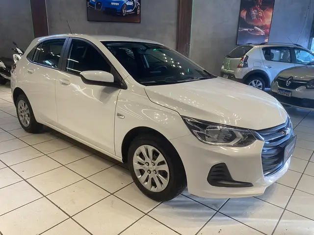 Carro Chevrolet Onix 2023 LT 1.0
