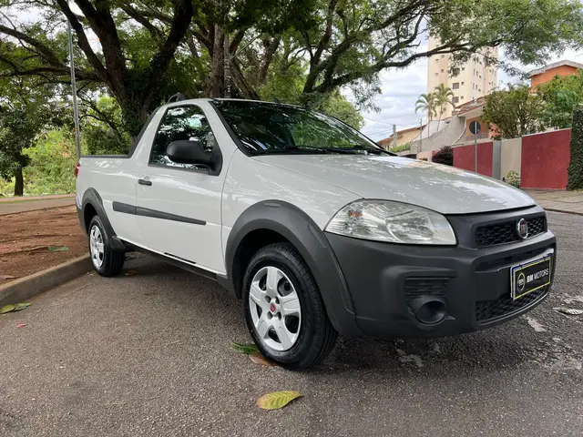 Carro Fiat Strada 2018 Hard Working 1.4 (Flex) (Cabine Simples)