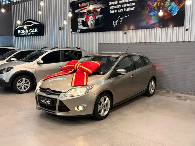 Carro Ford Focus Hatch 2015 S 1.6 16V TiVCT