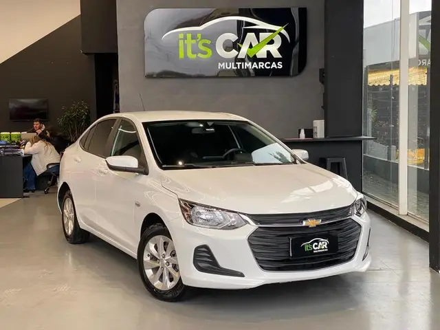 Carro Chevrolet Onix Plus 2023 LT 1.0
