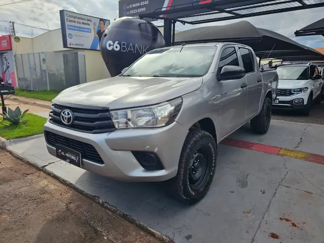 Carro Toyota Hilux Cabine Dupla 2019 Hilux 2.8 TDI CD STD 4x4 (Power Pack) (Diesel)