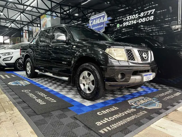 Carro Nissan Frontier 2011 XE 4x2 2.5 16V (cab. dupla)