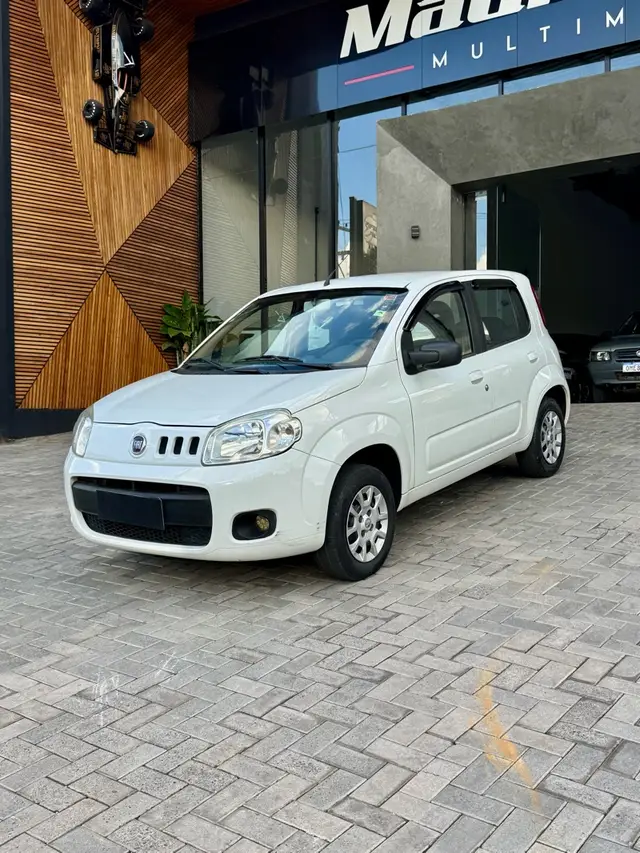 Carro Fiat Uno 2012 Vivace 1.0 8V (Flex) 2p