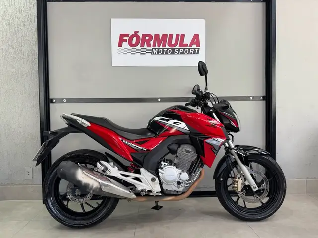 Moto Honda CB 250F Twister 2019 Standard