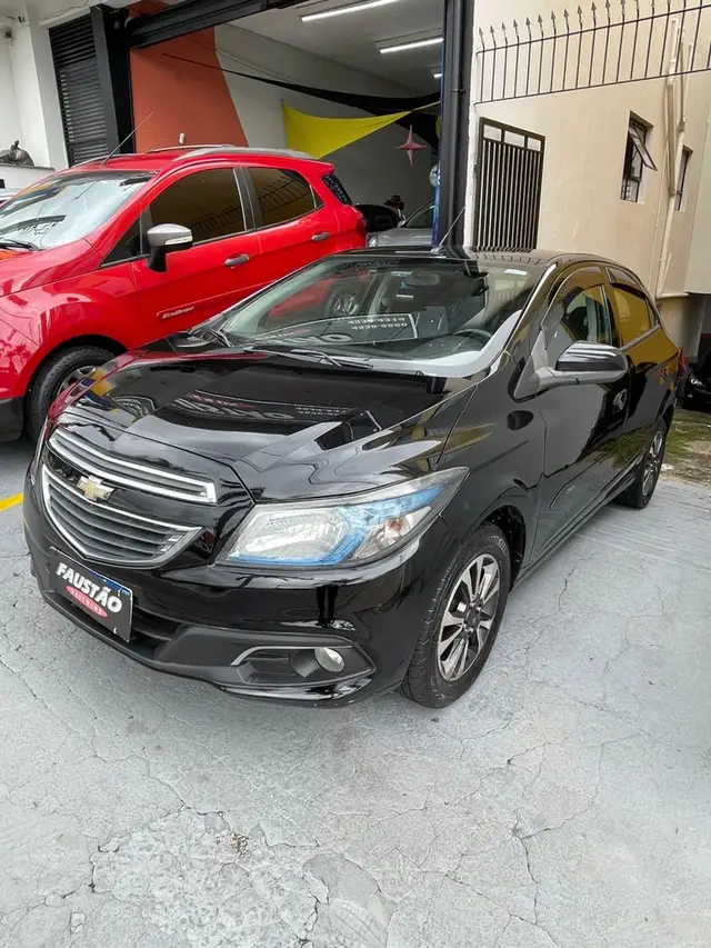 Carro Chevrolet Onix 2016 1.4 LTZ SPE/4 (Aut)