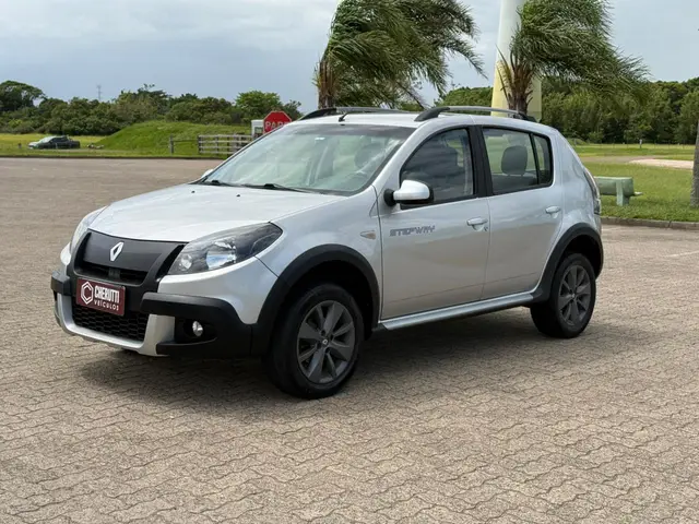 Carro Renault Sandero Stepway 2013 1.6 16V Hi-Flex (aut)