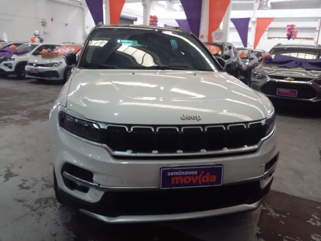 Carro Jeep Commander 2023 Limited 1.3 T270