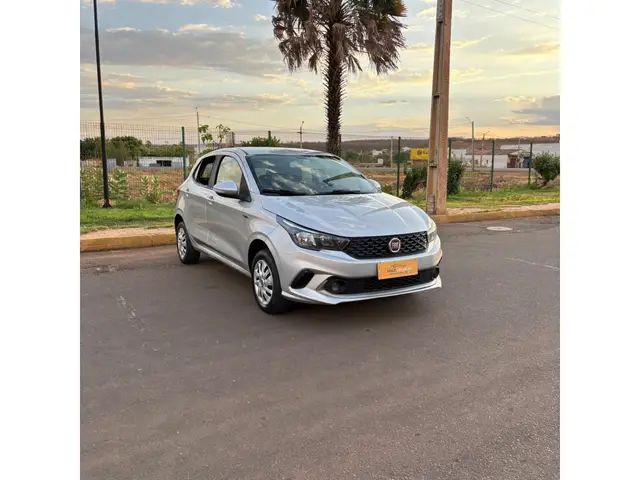 Carro Fiat Argo 2020 Drive 1.0 Firefly (Flex)