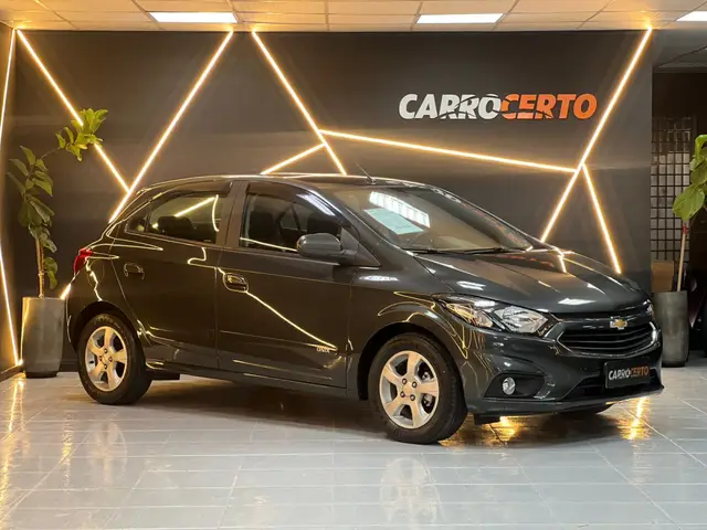 Carro Chevrolet Onix 2019 1.4 LT SPE/4 (Aut)