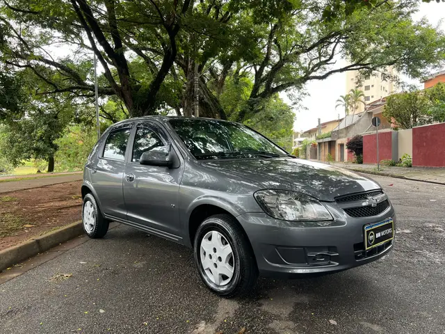 Carro Chevrolet Celta 2012 LT 1.0 (Flex)