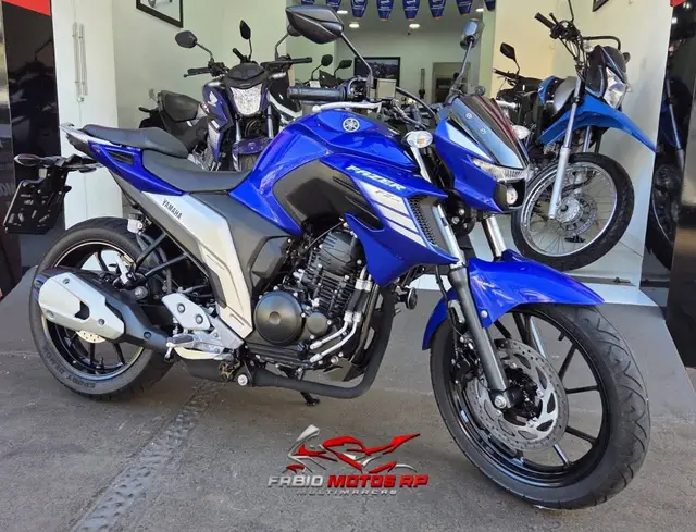 Moto Yamaha Fazer FZ25 2023 Flex