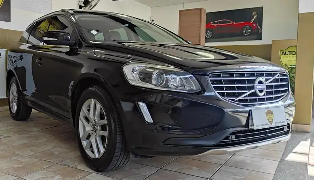 Carro Volvo XC60 2017 2.4 D5 Momentum 4WD