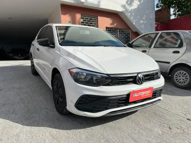 Carro Volkswagen Polo 2024 Track 1.0 Flex 12V 5p