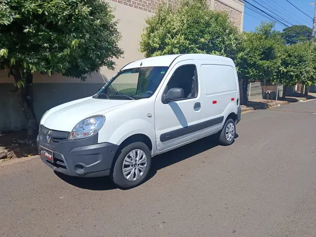 Carro Renault Kangoo Express 2017 1.6 16V (Flex)