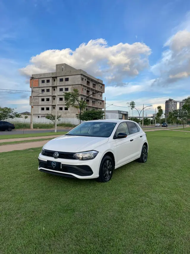 Carro Volkswagen Polo 2024 Track 1.0 Flex 12V 5p