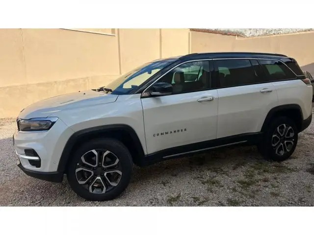 Carro Jeep Commander 2022 Limited TD380 Diesel 4x4 (Aut)