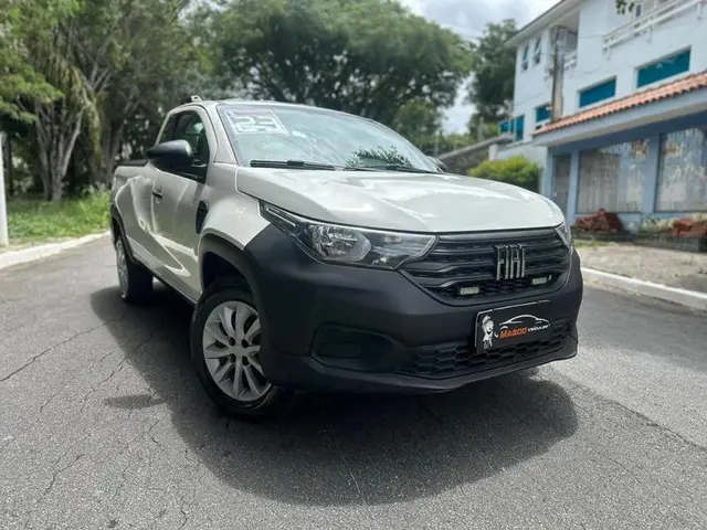 Carro Fiat Strada 2023 Endurance 1.4 Cabine Plus (Flex)