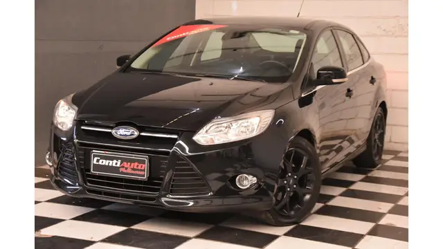 Carro Ford Focus Sedan 2015 Titanium 2.0 16V PowerShift