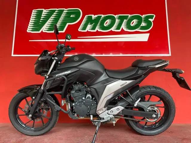 Moto Yamaha YS 250 Fazer 2022 ABS