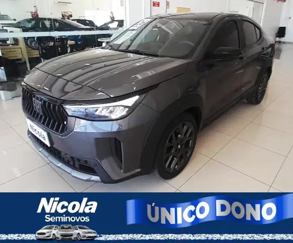 Carro Fiat Fastback 2026 Turbo 200
