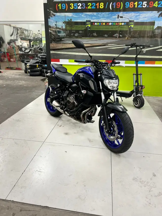 Moto Yamaha MT-07 2024 ABS