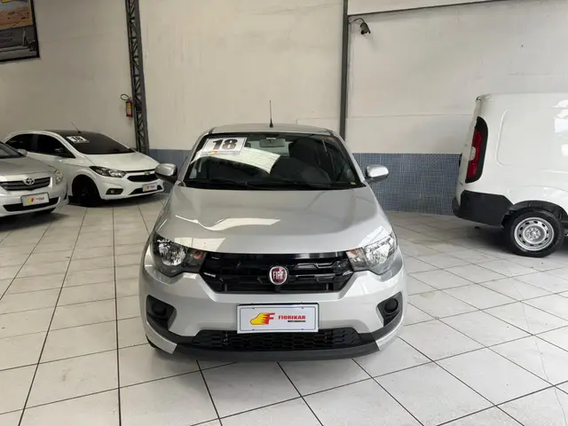 Carro Fiat Mobi 2018 FireFly Drive 1.0 (Flex)