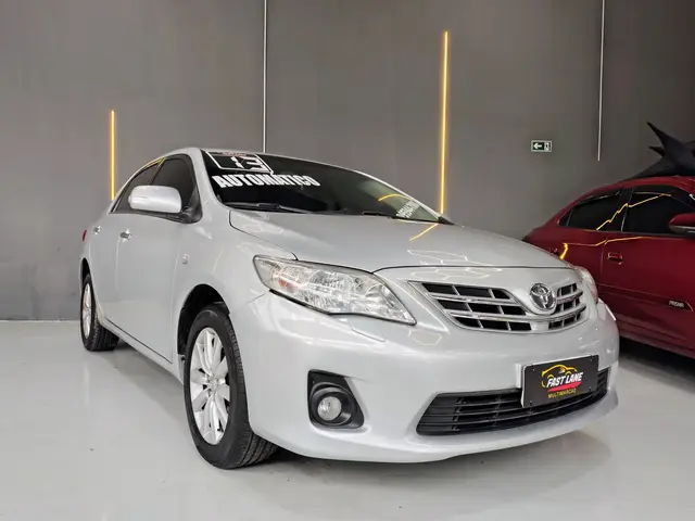 Carro Toyota Corolla 2013 2.0 Altis Multi-Drive S (Flex)