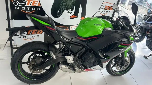 Moto Kawasaki Ninja 2022 650R (ABS)