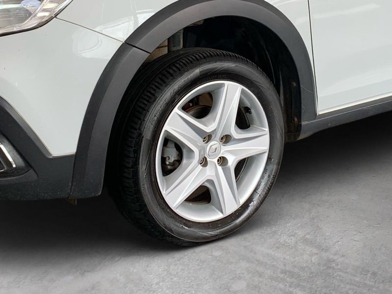 Stepway Zen 1.6 16V SCe (Flex)4